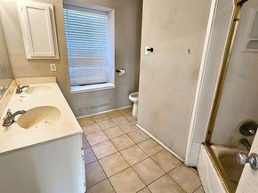 404  Lemon Drive , Arlington Texas 76018