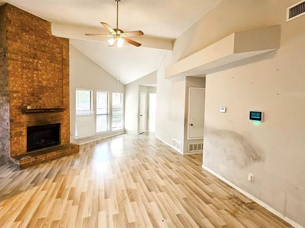 404  Lemon Drive , Arlington Texas 76018