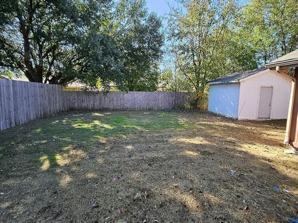 404  Lemon Drive , Arlington Texas 76018