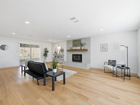 3801  Palomino Drive , Benbrook Texas 76116