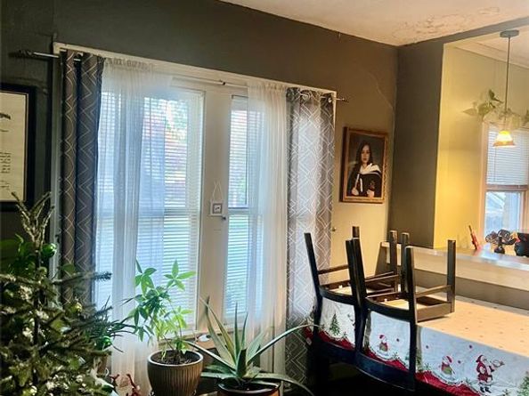 6107  Richmond Avenue , Dallas Texas 75214