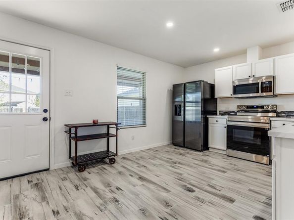 1112  Day Dream Drive , Fort Worth Texas 76052