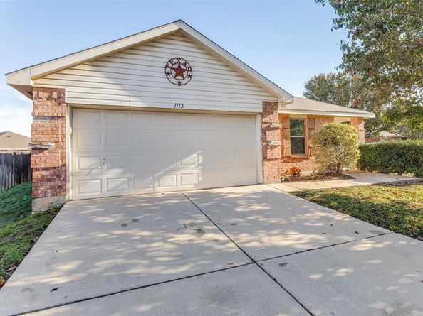 1112  Day Dream Drive , Fort Worth Texas 76052