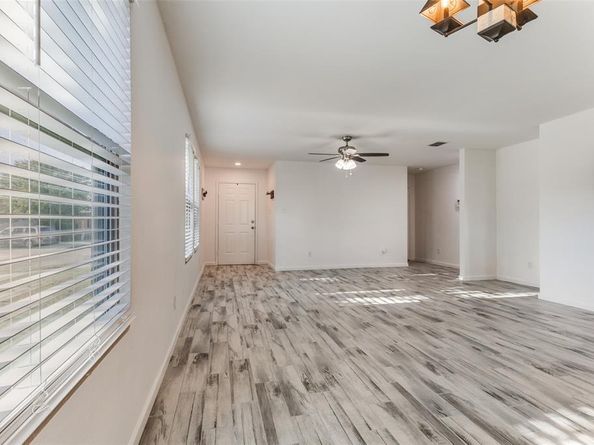 1112  Day Dream Drive , Fort Worth Texas 76052