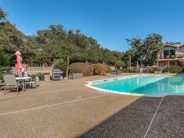 6332  Bandera Avenue  A, Dallas Texas 75225