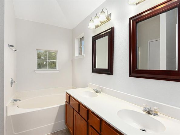 9025  Winding River Drive , Fort Worth Texas 76118