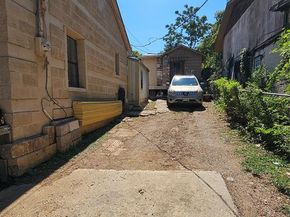 1908  Pollard Street , Dallas Texas 75208