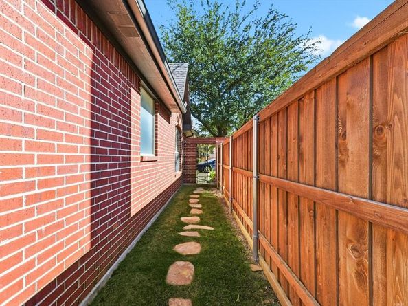 1904  Trevor Court , Flower Mound Texas 75028