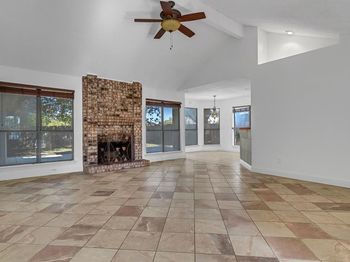 1405  Glenwillow Drive 