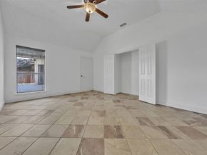 1405  Glenwillow Drive , Arlington Texas 76018