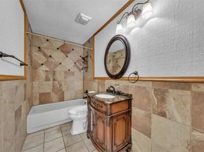 1405  Glenwillow Drive , Arlington Texas 76018