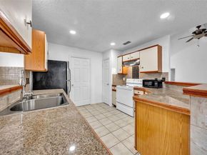 1405  Glenwillow Drive , Arlington Texas 76018