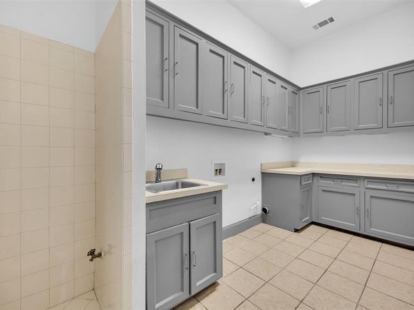 1813  Richlen Way , Duncanville Texas 75115