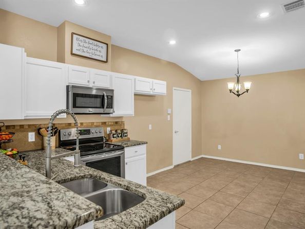 4333  Onyx Drive , Carrollton Texas 75010