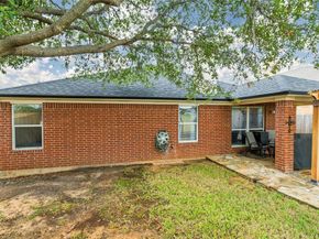 329  Shadow Grass Avenue , Fort Worth Texas 76120