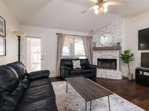 329  Shadow Grass Avenue , Fort Worth Texas 76120