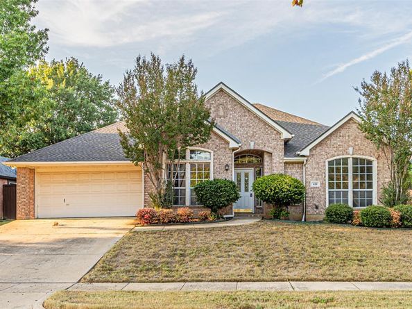 620  Gwyndellons Lane , Grand Prairie Texas 75052