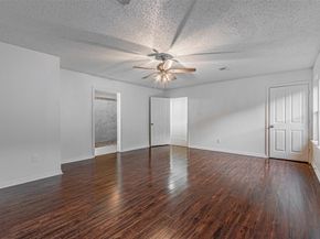 620  Gwyndellons Lane , Grand Prairie Texas 75052