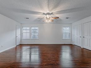 620  Gwyndellons Lane , Grand Prairie Texas 75052