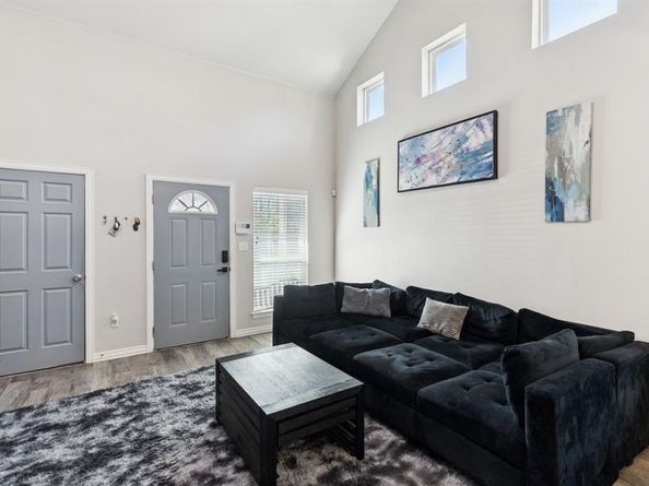 3347  Springview Avenue , Dallas Texas 75216