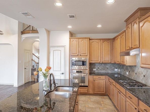 13977  Valley Mills Drive , Frisco Texas 75033