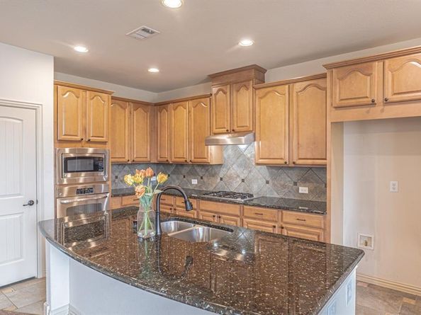 13977  Valley Mills Drive , Frisco Texas 75033