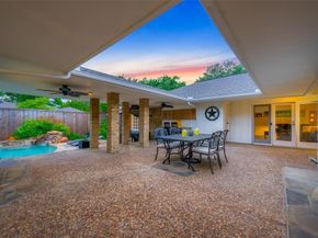 7148  Roundrock Road , Dallas Texas 75248