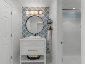 7148  Roundrock Road , Dallas Texas 75248