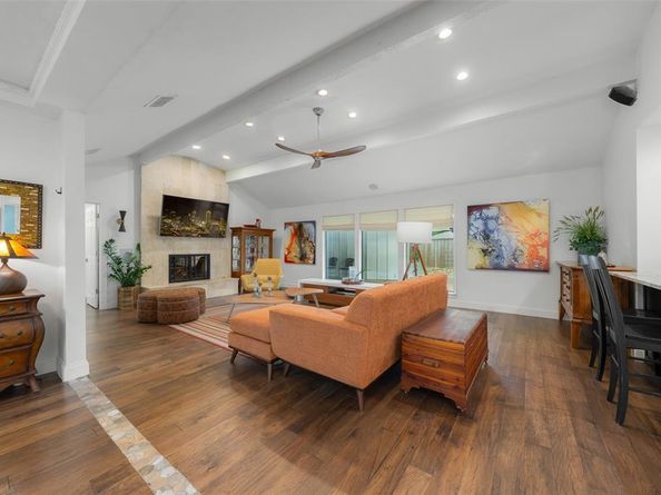 7148  Roundrock Road , Dallas Texas 75248