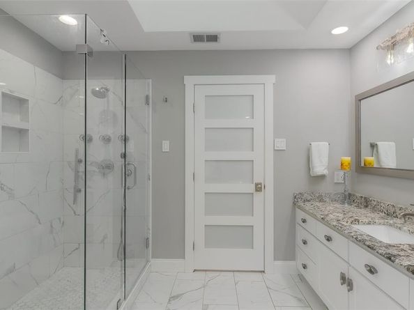 7148  Roundrock Road , Dallas Texas 75248