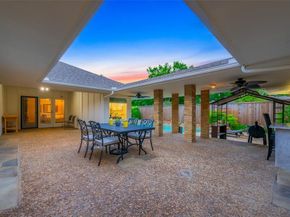 7148  Roundrock Road , Dallas Texas 75248