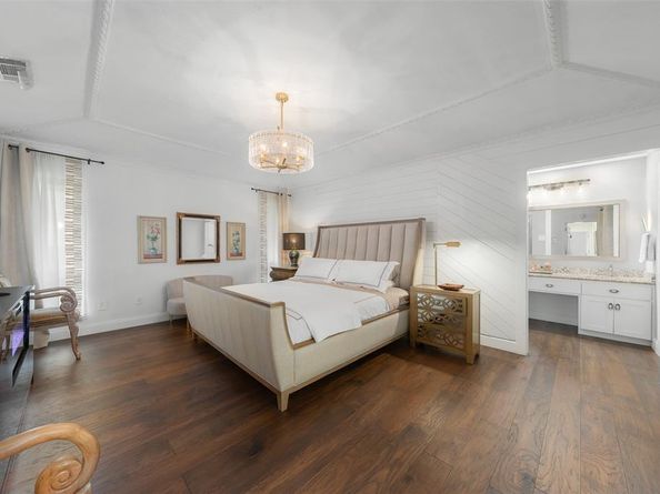 7148  Roundrock Road , Dallas Texas 75248