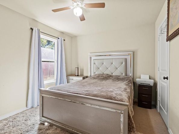 2914  Victorian Forest Drive , Dallas Texas 75227