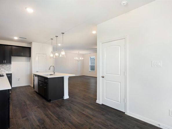 204  Golden Run Drive , Fate Texas 75189