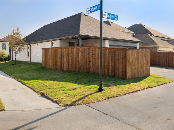 204  Golden Run Drive , Fate Texas 75189