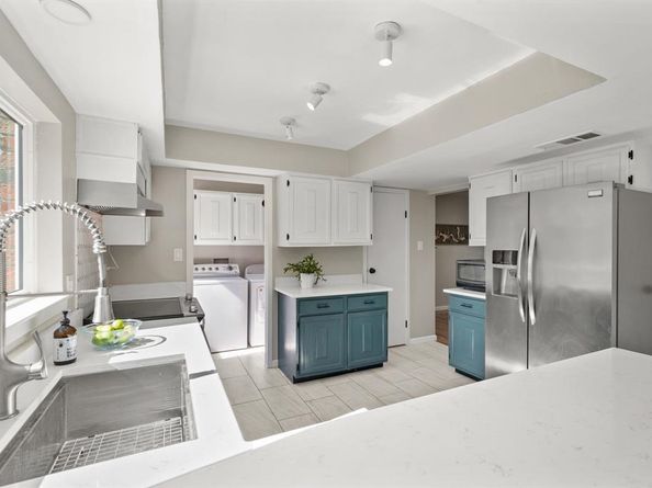 728  Heather Wood Drive , Grapevine Texas 76051