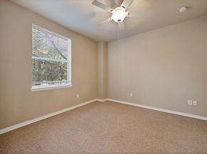 2305  Worthington Street  103, Dallas Texas 75204