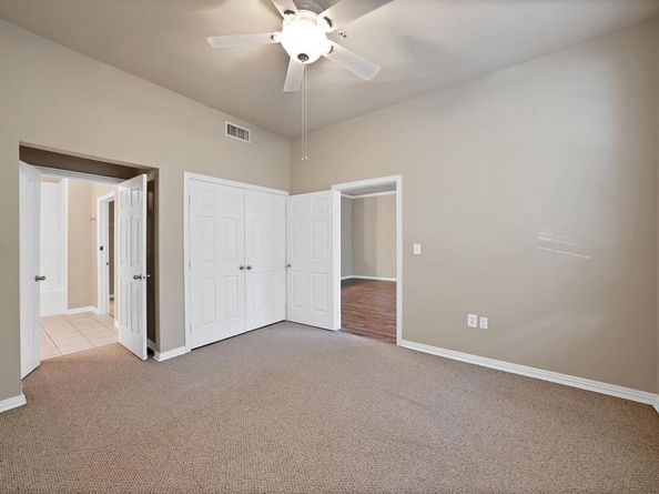 2305  Worthington Street  103, Dallas Texas 75204