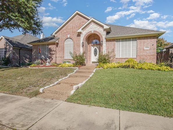 2030  Glencoe Drive , Rockwall Texas 75087