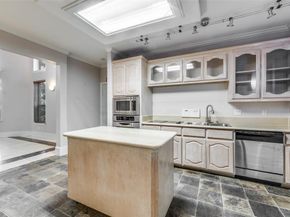 1805  Old Oak Drive , Arlington Texas 76012