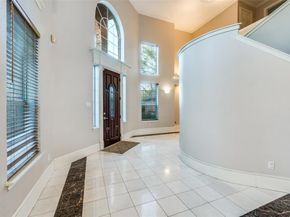 1805  Old Oak Drive , Arlington Texas 76012