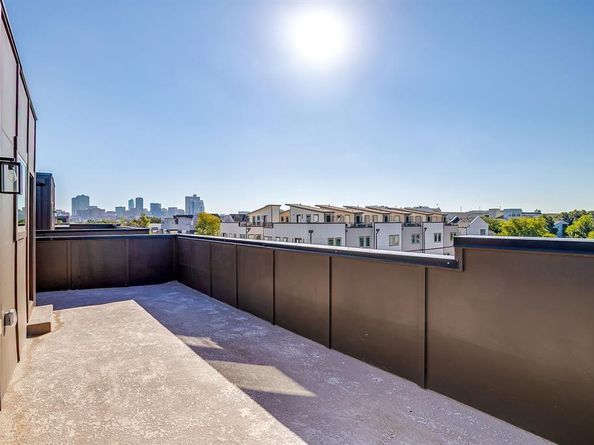 2824  Weisenberger Street  100, Fort Worth Texas 76107