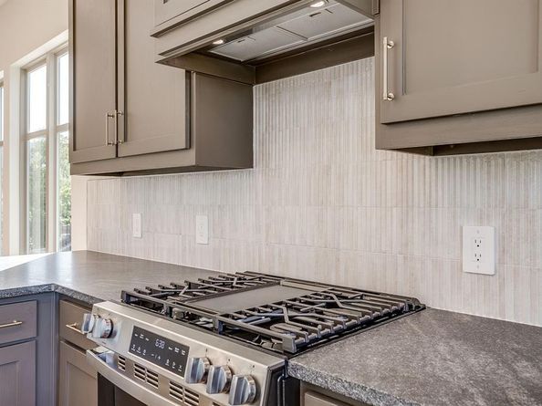 2824  Weisenberger Street  100, Fort Worth Texas 76107