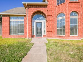 1109  Ashford Drive , DeSoto Texas 75115
