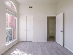 1109  Ashford Drive , DeSoto Texas 75115