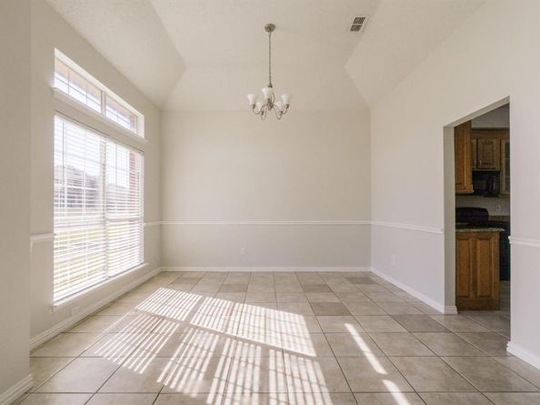 1109  Ashford Drive , DeSoto Texas 75115