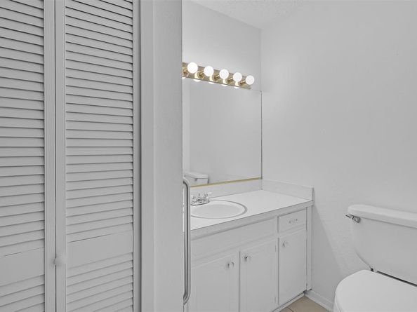 1601  Meadow Lane Terrace , Fort Worth Texas 76112