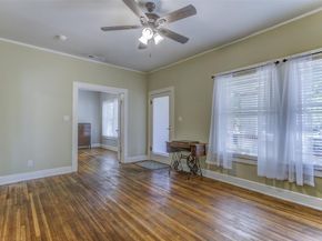 2220 W Rosedale Street S, Fort Worth Texas 76110