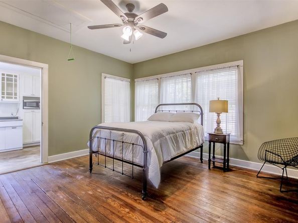 2220 W Rosedale Street S, Fort Worth Texas 76110