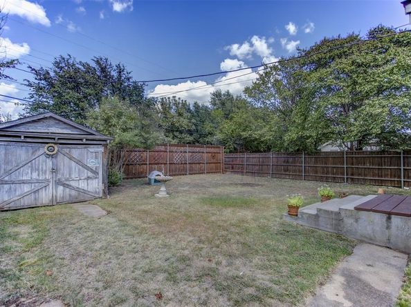 2220 W Rosedale Street S, Fort Worth Texas 76110